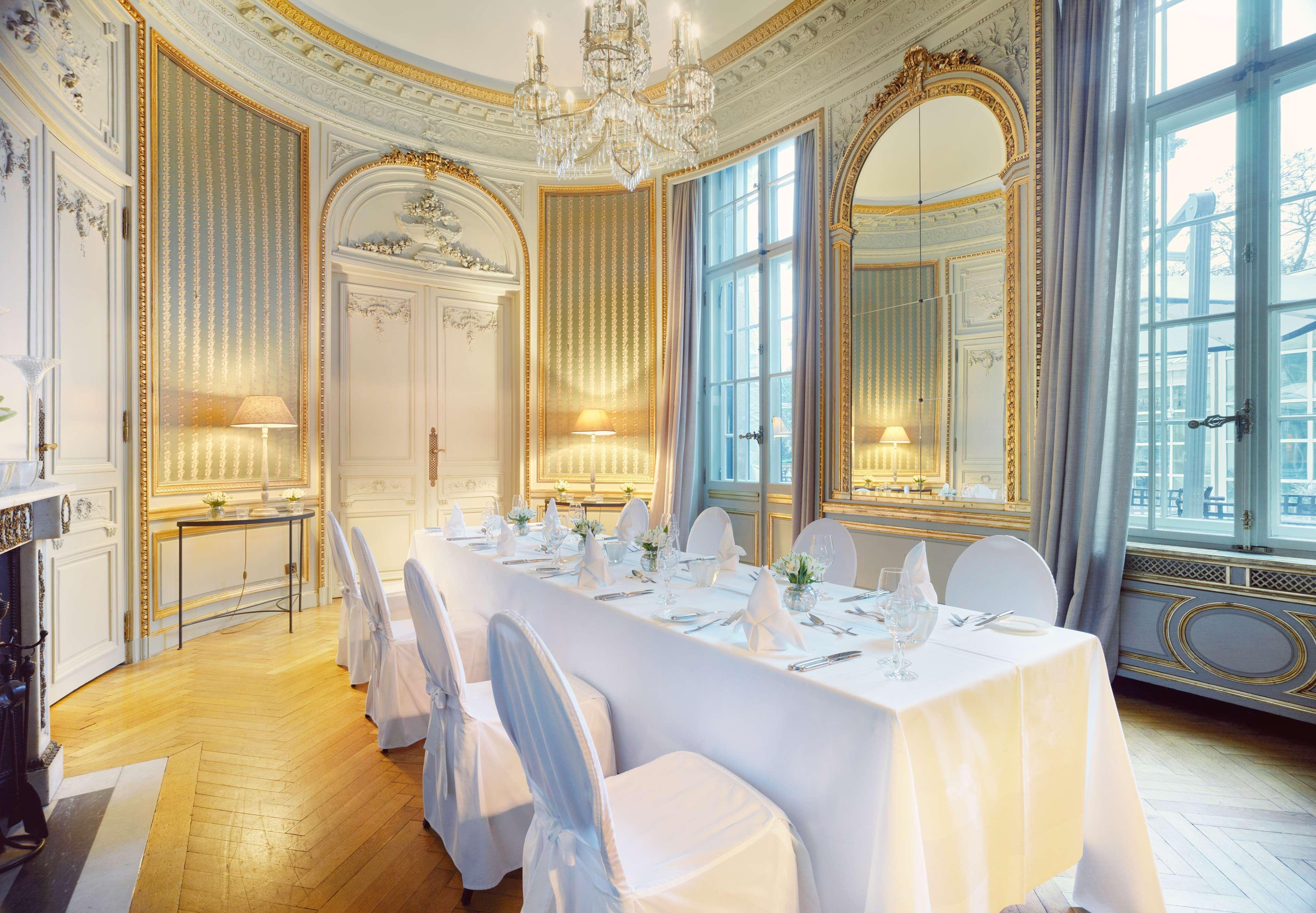 Schlosshotel Berlín Exterior foto The Mirror Room